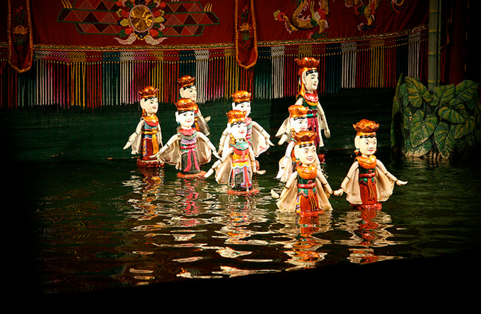 Explore Viet Nam culture