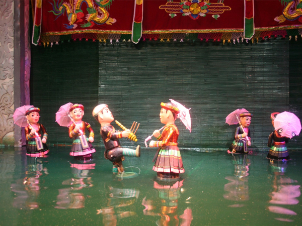 Múa rối nước: Đặc sản văn hóa Việt [video]